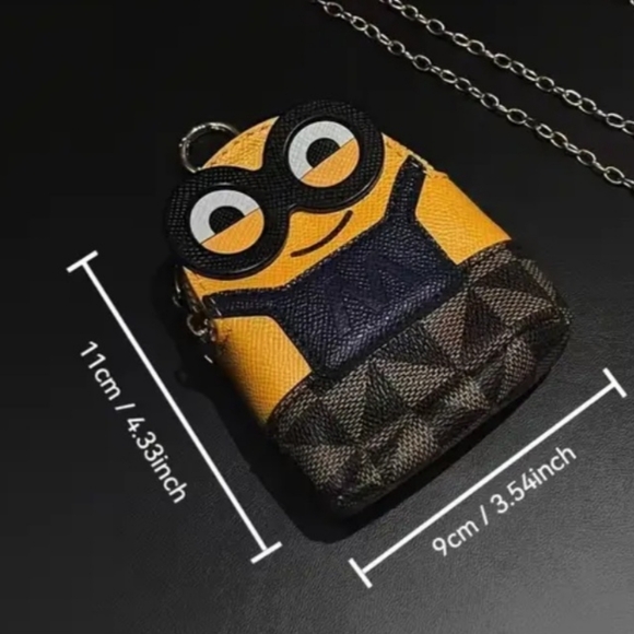 Mini minions backpack - Picture 4 of 4